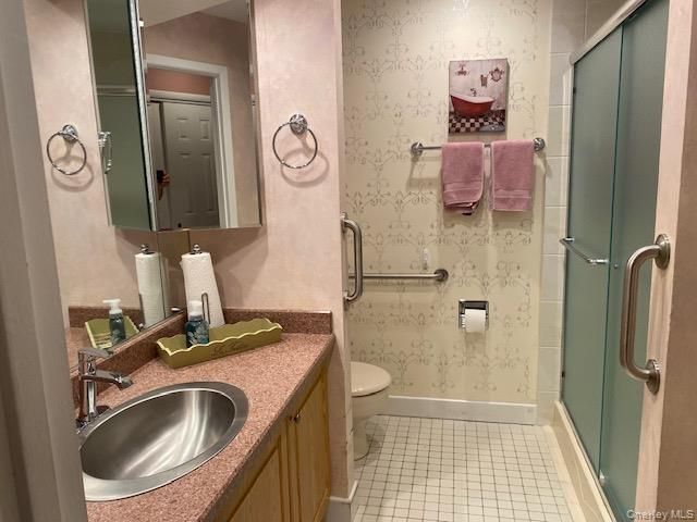 132 Captains Court, Moriches, NY 11955