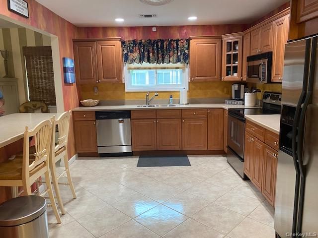 132 Captains Court, Moriches, NY 11955