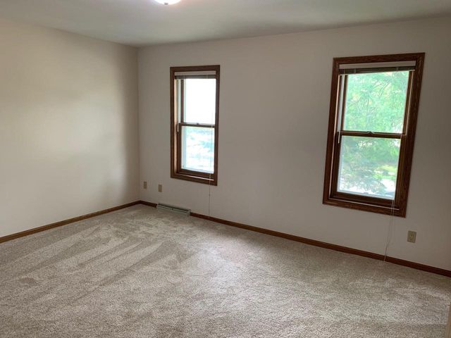 7002-7004 Longmeadow Road, Madison, WI 53717