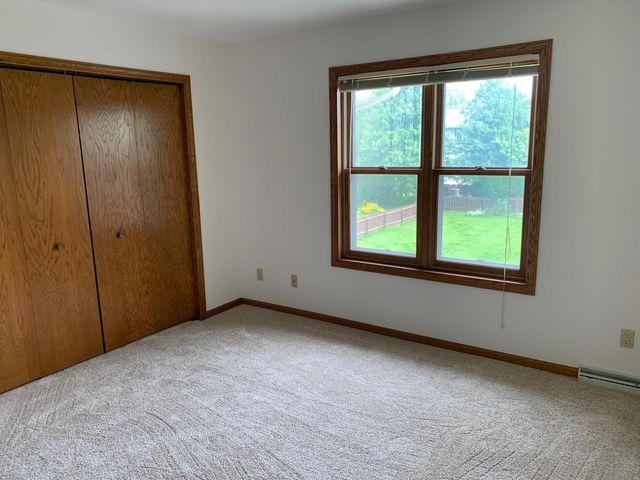 7002-7004 Longmeadow Road, Madison, WI 53717