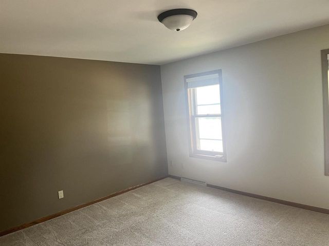 7002-7004 Longmeadow Road, Madison, WI 53717