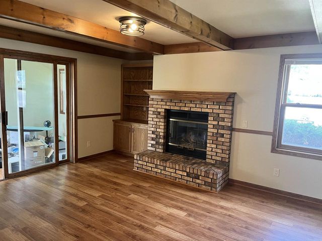 7002-7004 Longmeadow Road, Madison, WI 53717