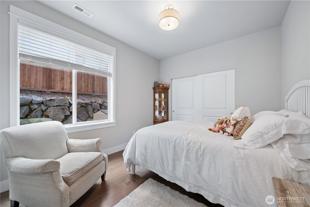 31333 43rd Place SW, Federal Way, WA 98023