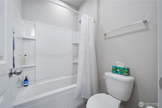 31333 43rd Place SW, Federal Way, WA 98023