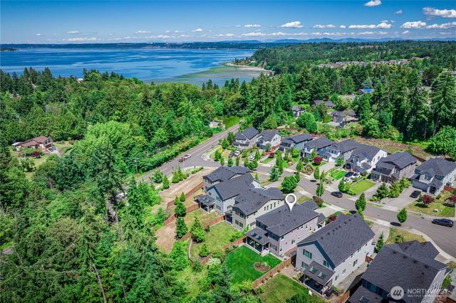 31333 43rd Place SW, Federal Way, WA 98023