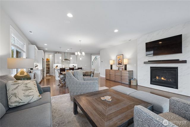 31333 43rd Place SW, Federal Way, WA 98023