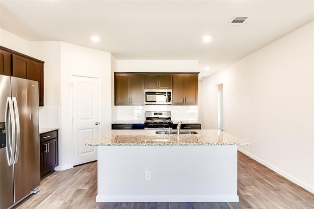 237 Sky Meadows CIR, San Marcos, TX 78666