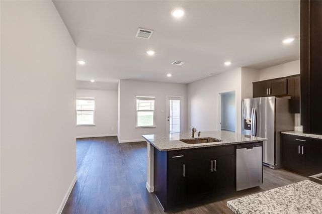 237 Sky Meadows CIR, San Marcos, TX 78666