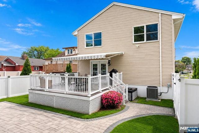 12 Chamberlain Avenue, Little Ferry, NJ 07643