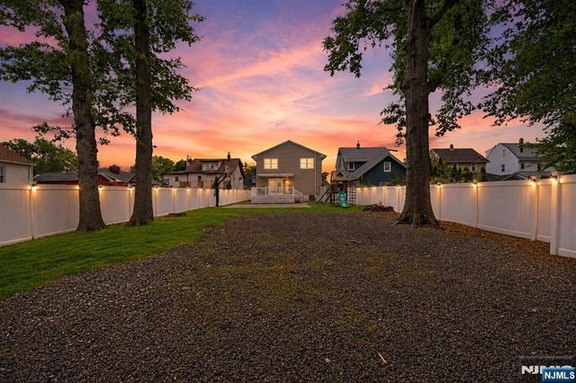12 Chamberlain Avenue, Little Ferry, NJ 07643