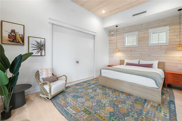 600 Center N 16, Port Aransas, TX 78373