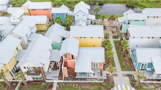 600 Center N 16, Port Aransas, TX 78373