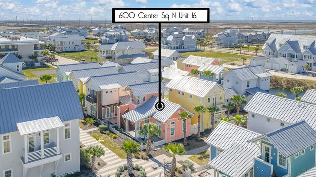 600 Center N 16, Port Aransas, TX 78373