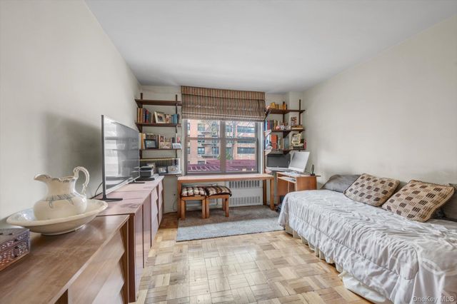 75-34 bell blvd 1c, Bayside, NY 11364