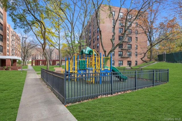 75-34 bell blvd 1c, Bayside, NY 11364