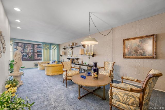 75-34 bell blvd 1c, Bayside, NY 11364