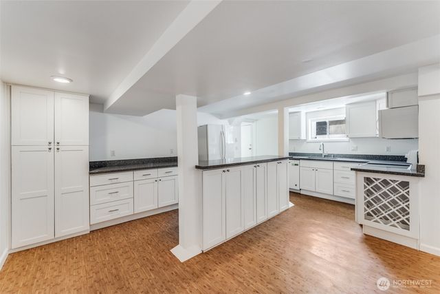 6753 14th Avenue NW, Seattle, WA 98117