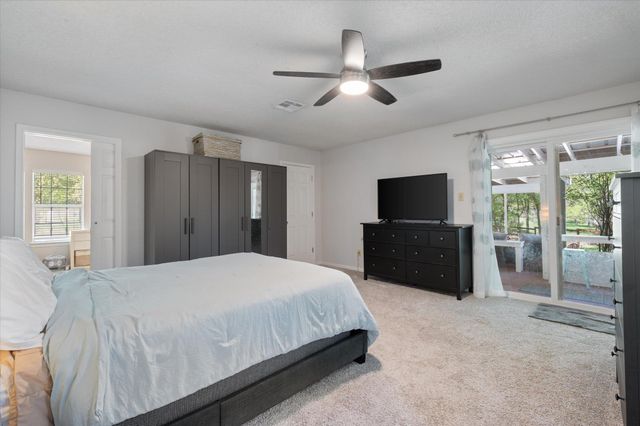 201 N Oak Hollow RD, Georgetown, TX 78628