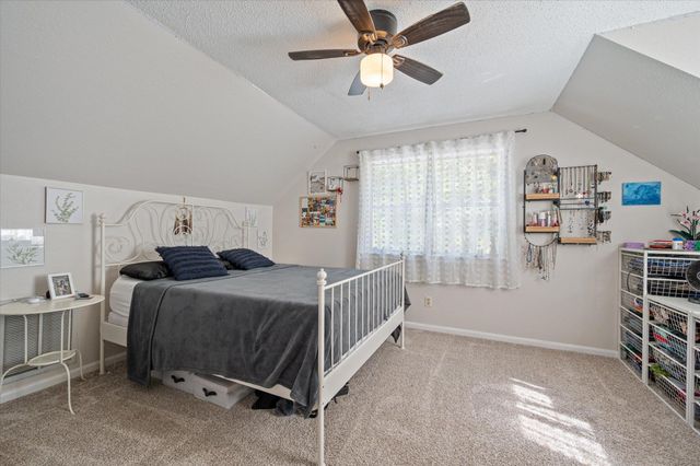 201 N Oak Hollow RD, Georgetown, TX 78628