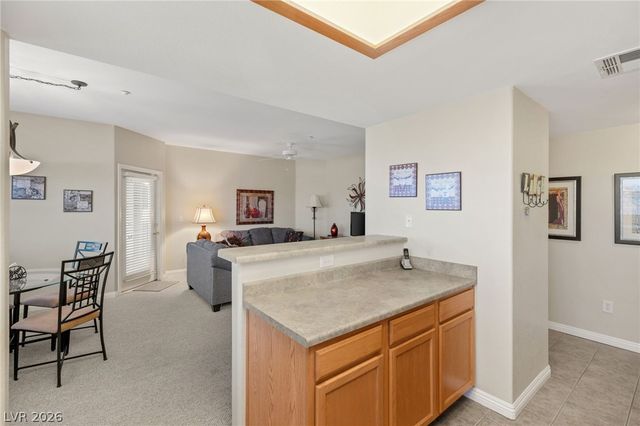 833 Aspen Peak Loop 1221, Henderson, NV 89011