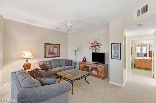 833 Aspen Peak Loop 1221, Henderson, NV 89011