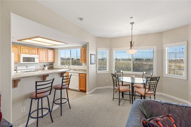 833 Aspen Peak Loop 1221, Henderson, NV 89011