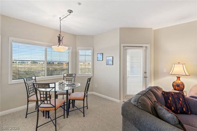 833 Aspen Peak Loop 1221, Henderson, NV 89011