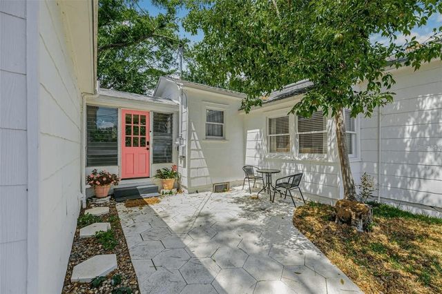 3500 6TH AVENUE N, St Petersburg, FL 33713