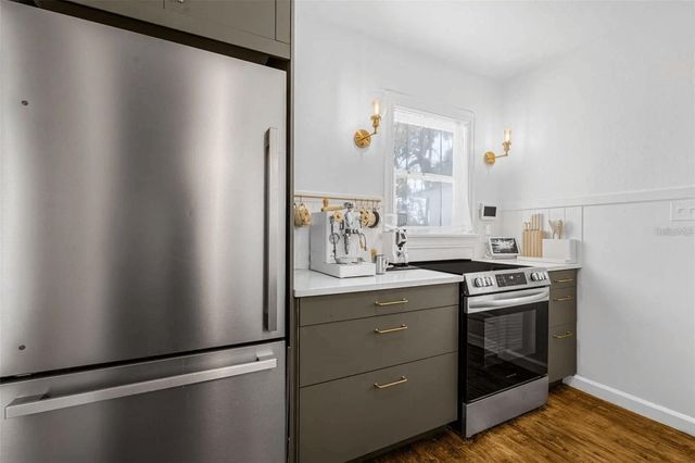 3500 6TH AVENUE N, St Petersburg, FL 33713