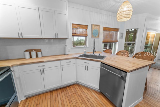24 Pine Burr Road E 12, Hilton Head Island, SC 29926