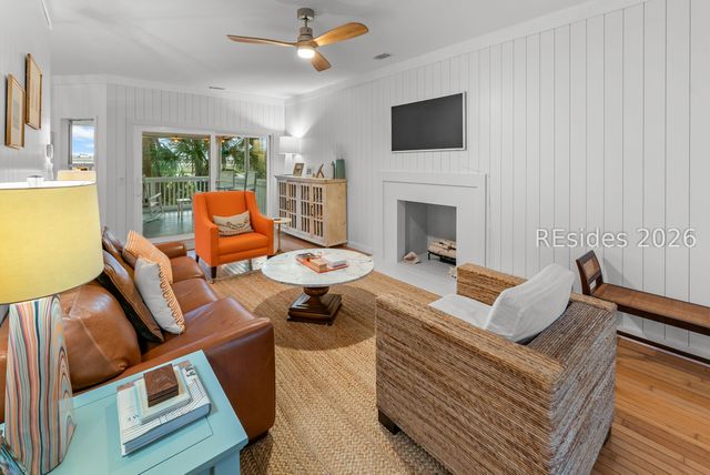 24 Pine Burr Road E 12, Hilton Head Island, SC 29926