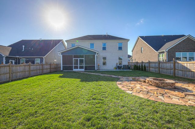 464 Mabels Way, Mount Juliet, TN 37122