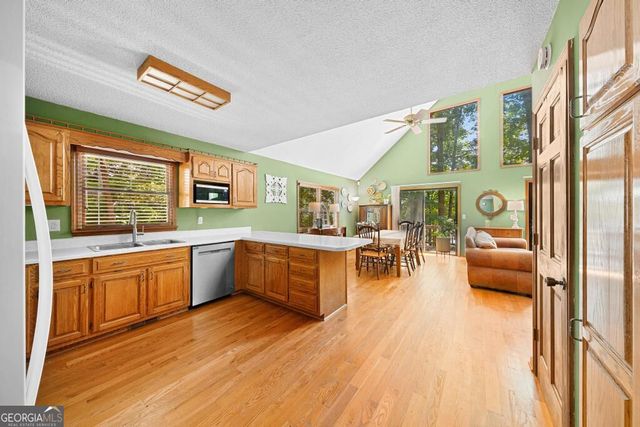 415 Kenwood Drive, Westminster, SC 29693