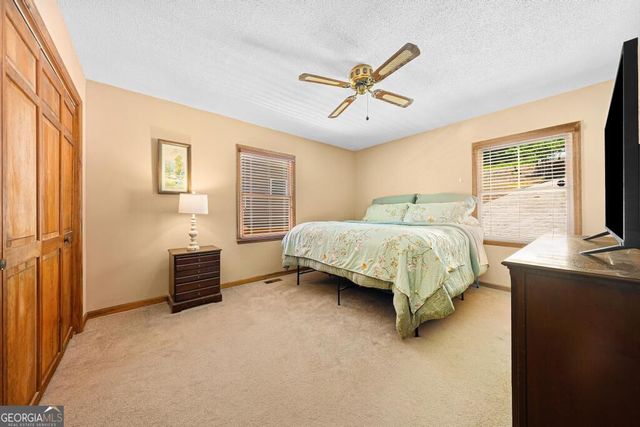 415 Kenwood Drive, Westminster, SC 29693
