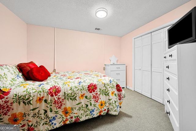 415 Kenwood Drive, Westminster, SC 29693