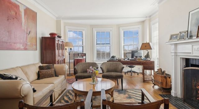 2608 N Lakeview Avenue 6D, Chicago, IL 60614