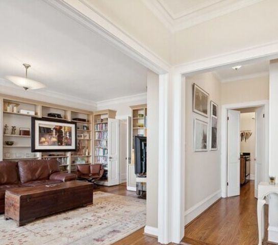 2608 N Lakeview Avenue 6D, Chicago, IL 60614