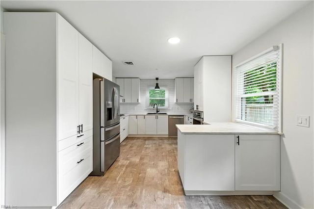 700 Edwin DR, Virginia Beach, VA 23462