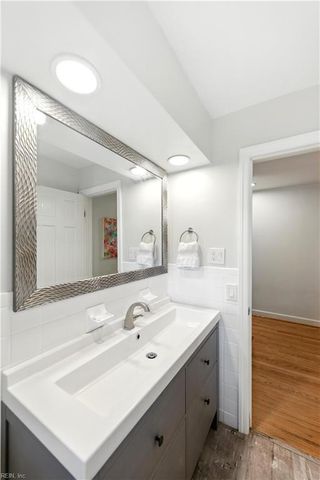 700 Edwin DR, Virginia Beach, VA 23462