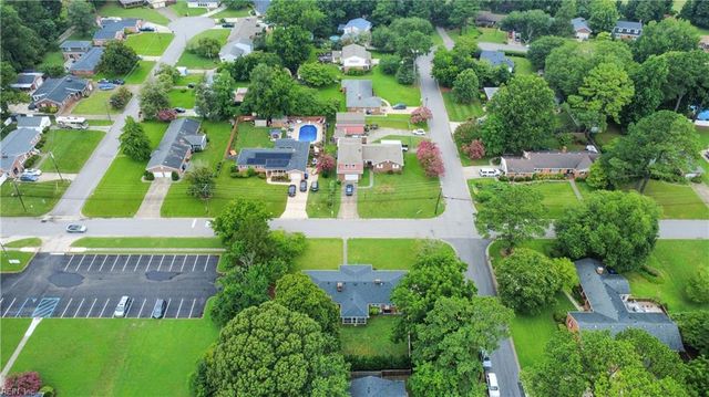 700 Edwin DR, Virginia Beach, VA 23462