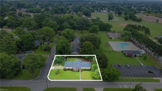 700 Edwin DR, Virginia Beach, VA 23462