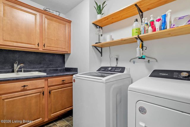 13810 Fancy Gap Dr, Louisville, KY 40299