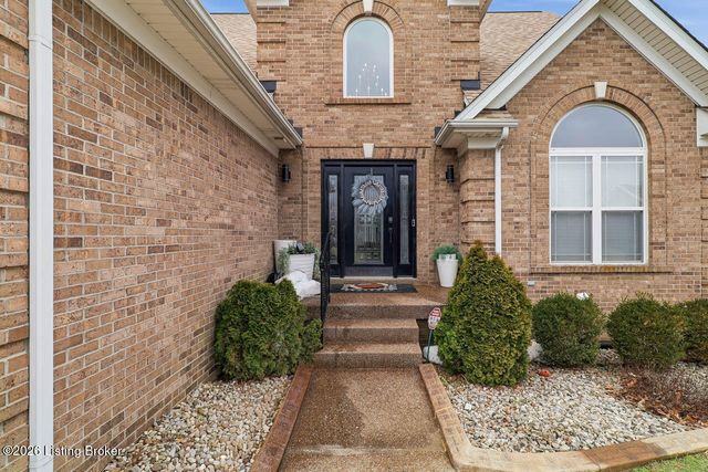 13810 Fancy Gap Dr, Louisville, KY 40299