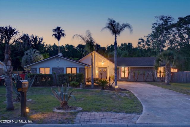2556 BOTTOMRIDGE Drive, Orange Park, FL 32065