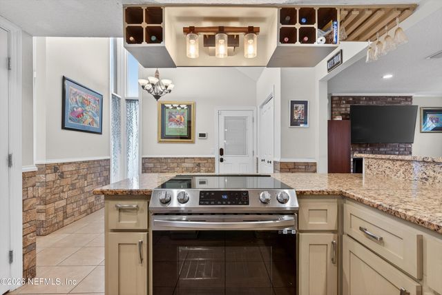 2556 BOTTOMRIDGE Drive, Orange Park, FL 32065