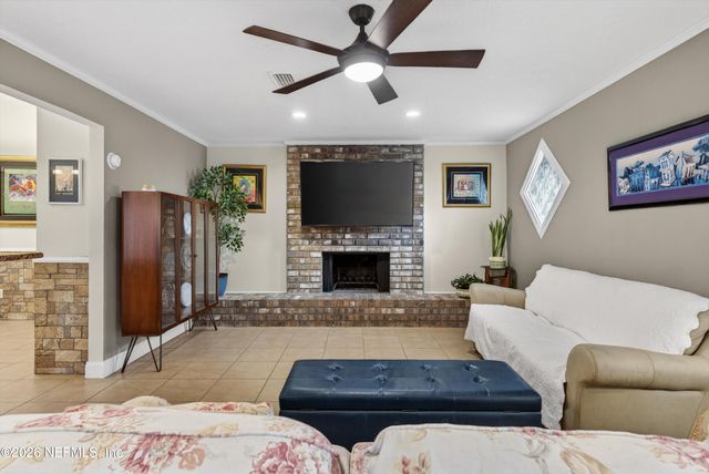2556 BOTTOMRIDGE Drive, Orange Park, FL 32065
