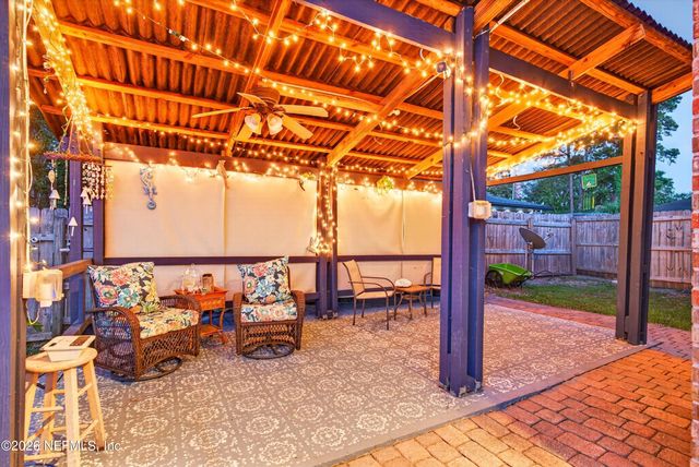 2556 BOTTOMRIDGE Drive, Orange Park, FL 32065