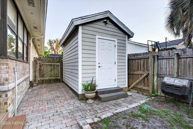 2556 BOTTOMRIDGE Drive, Orange Park, FL 32065