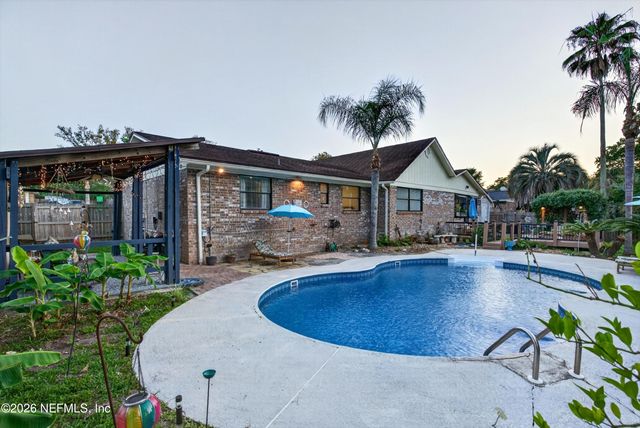 2556 BOTTOMRIDGE Drive, Orange Park, FL 32065