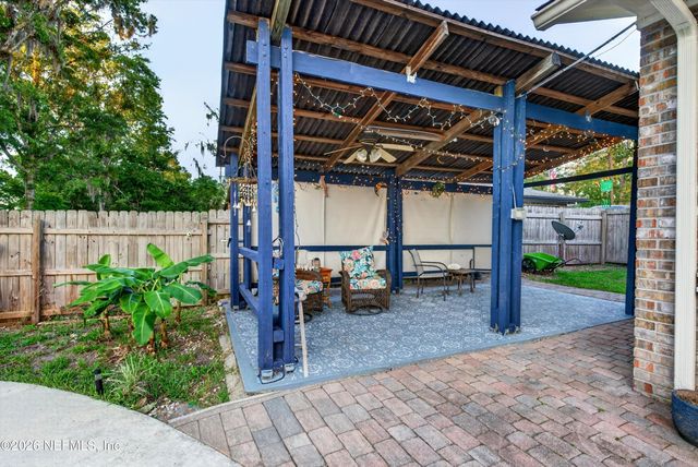2556 BOTTOMRIDGE Drive, Orange Park, FL 32065